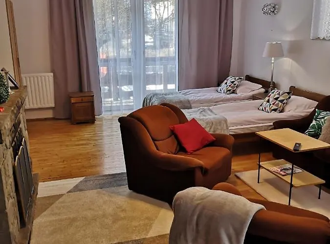 Goralski Dom Niedaleko Gondoli * شتوروك